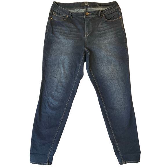 1822 Denim Women Skinny Jeans size 16W Blue Drianna Mid Rise Stretch Boot Cut - Picture 1 of 11